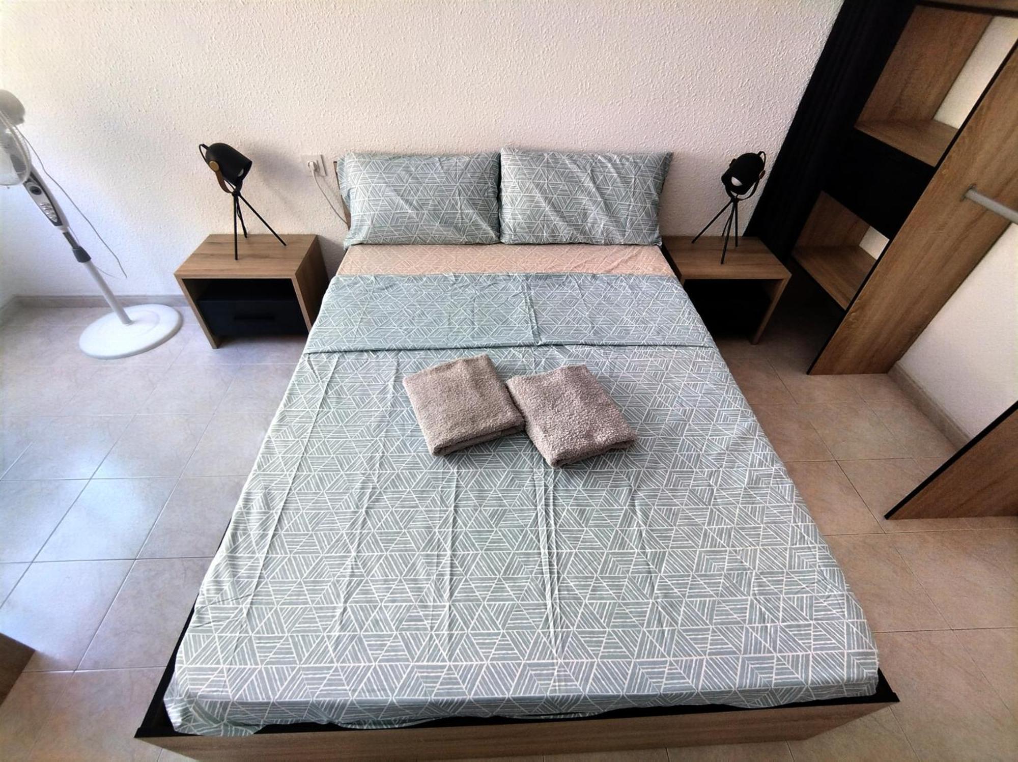 Habitaciones En Apartamento Compartido W Host Alicante Luaran gambar