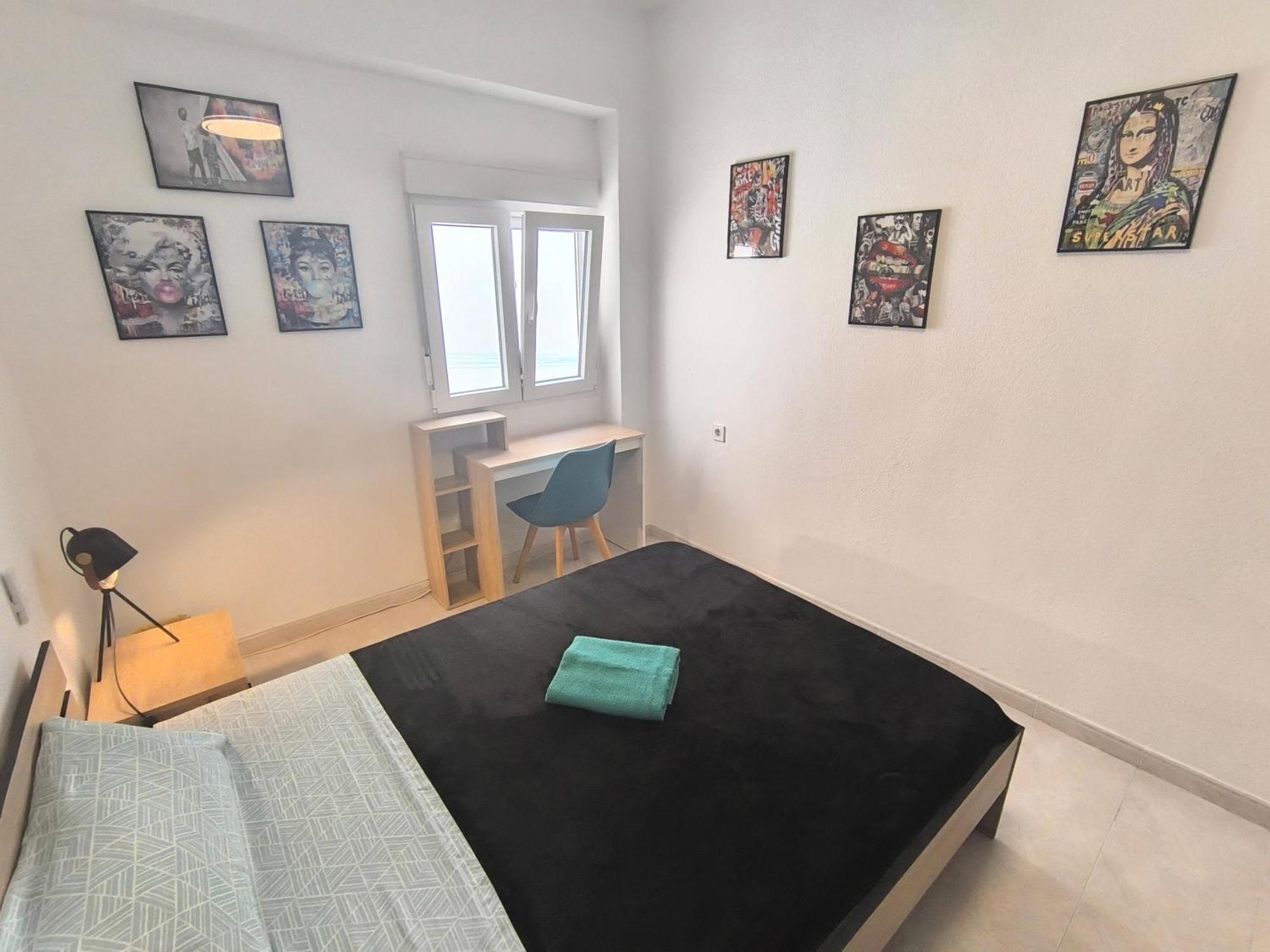 Habitaciones En Apartamento Compartido W Host Alicante Luaran gambar